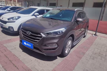 2015款 1.6T 双离合 两驱 智能版