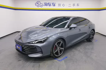 2023款 2.0T 自动Trophy+激擎耀世版