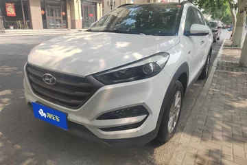 2015款 1.6T 双离合 两驱 智能版
