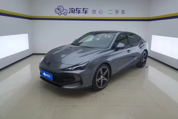 2025款 2.0T 自动Trophy+超级智驾版