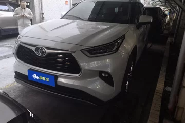 2022款 双擎 2.5L 两驱尊贵版 7座