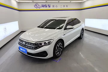 2023款 300TSI 双离合超越版