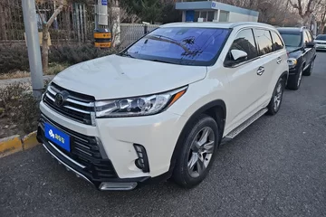 2018款 2.0T 手自一体 两驱 尊贵版 7座 国VI